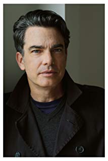 How tall is Peter Gallagher?